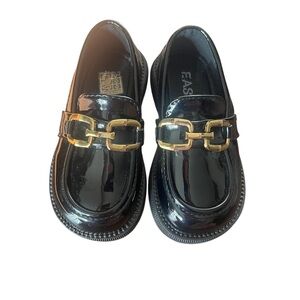Black patent faux leather loafers with gold buckle- NWOT size 9 US-fashionable